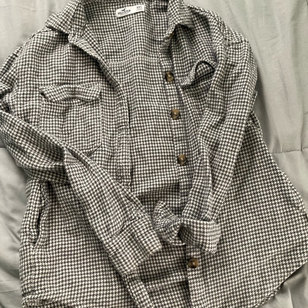 Hollister button up